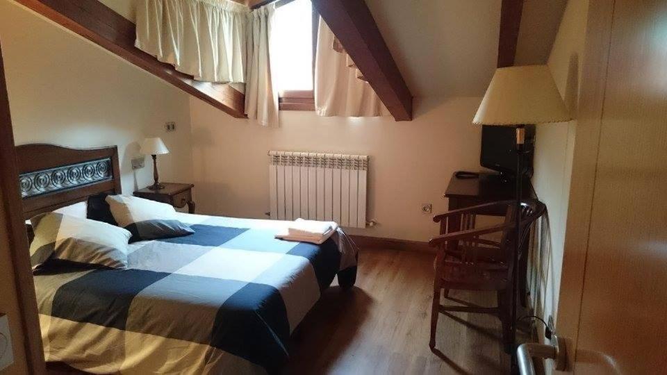 Hotel La Plaza Proaza Kültér fotó
